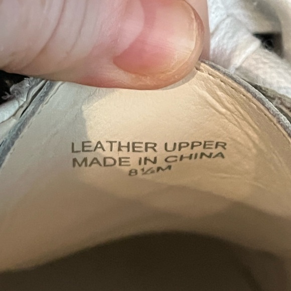 J/Slides NYC Womens Size 8.5 White Leather w Gold Stars - Picture 4 of 10